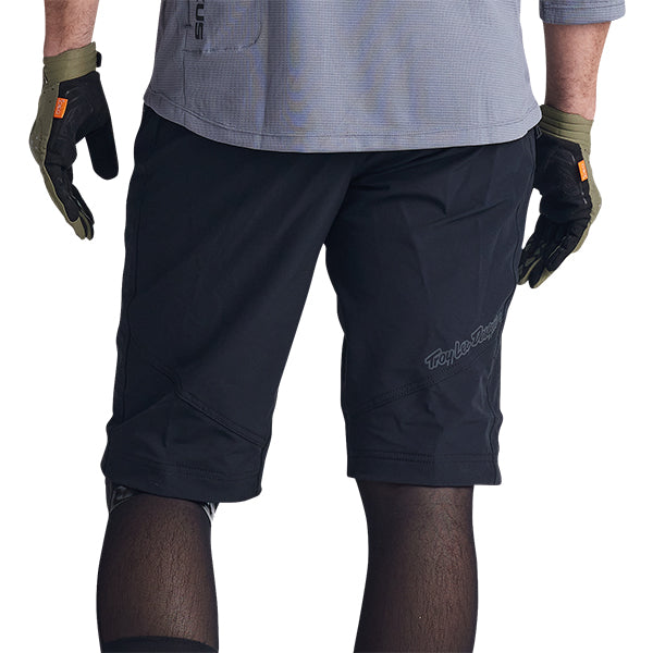 トロイリーデザインズ ラッカス ショーツ ソリッド ブラック