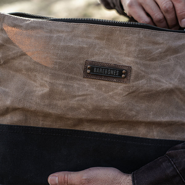 ベアボーンズ ニーラムラージジッパーポーチ カーキ