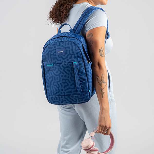 パックセーフ GO 15Lバックパック