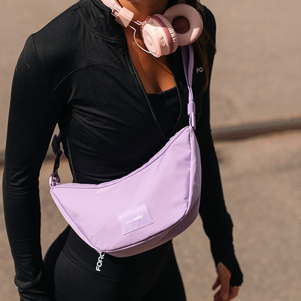 パックセーフ GO ルナークロスボディ