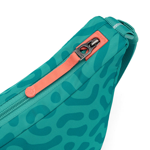 パックセーフ GO ルナークロスボディ