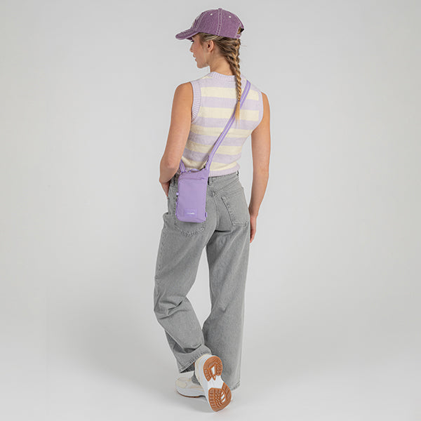 パックセーフ GO テッククロスボディ