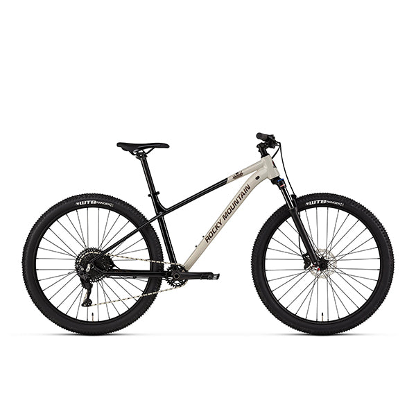 ROCKY MOUNTAIN Fusion 30 BLACK / BEIGE