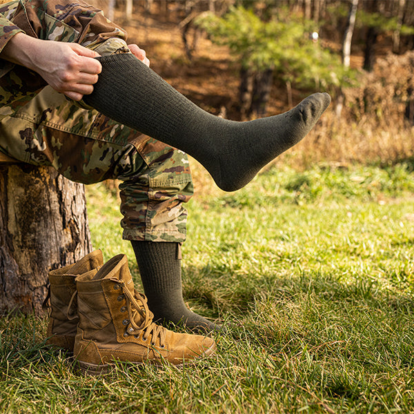 ダーンタフ メンズ T4022 タクティカルブーツ ミッドウェイトフルクッション